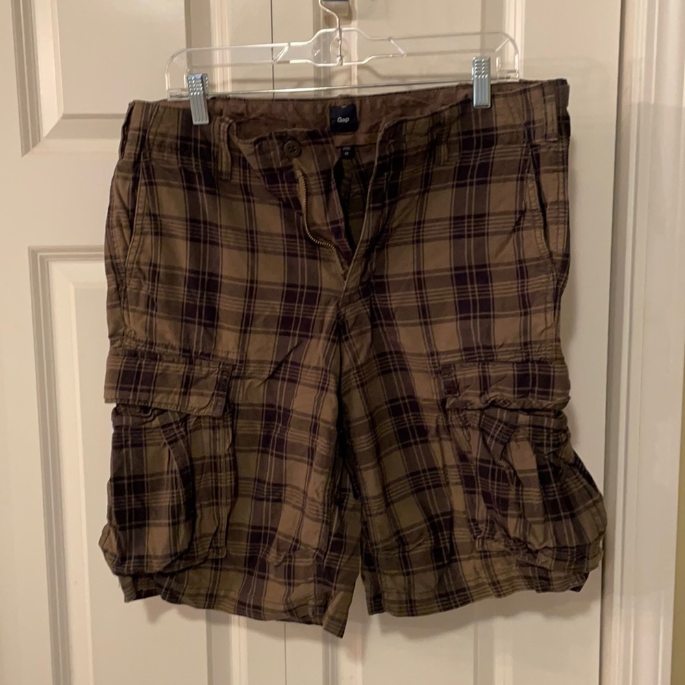 Gap shorts
